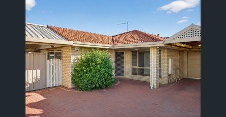 Light & Leafy Villa Bedford - Photo 3