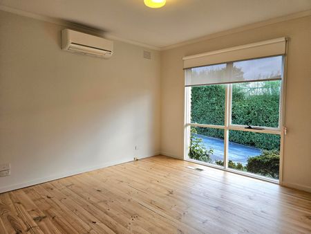 2/30 Barlyn Road, Mount Waverley VIC 3149 - Apartment For Rent | Domain - Photo 4