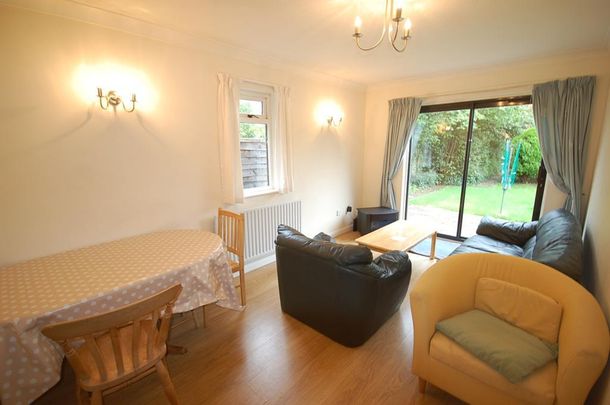 5 bedroom detached house to rent - Photo 1