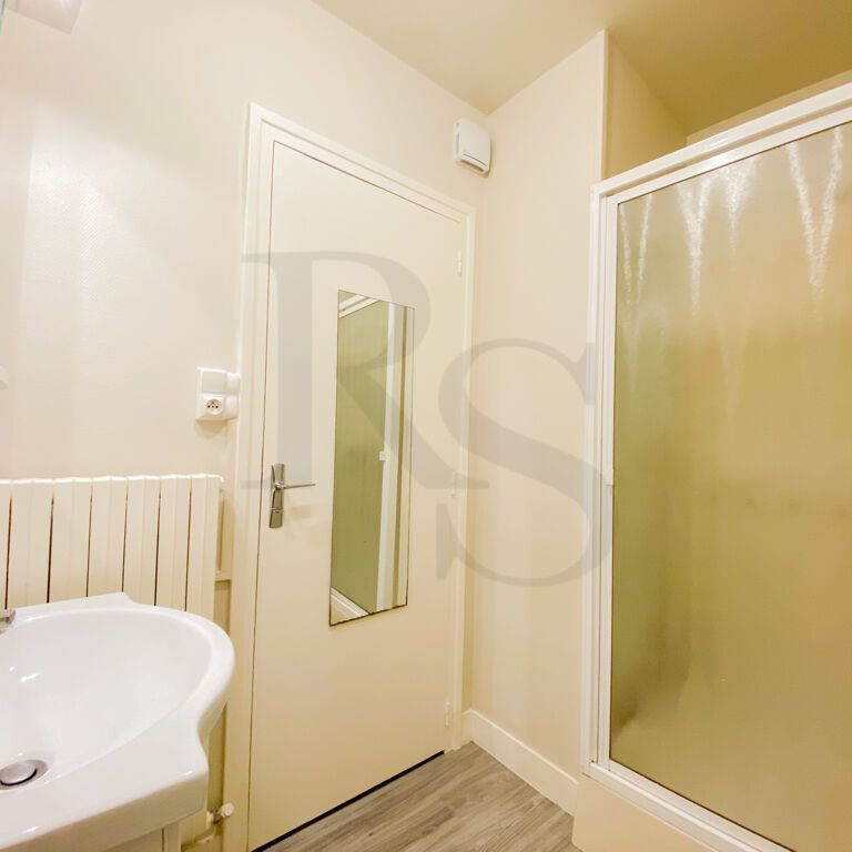 APPARTEMENT T2 CONDÉ-EN-NORMANDIE, - Photo 1