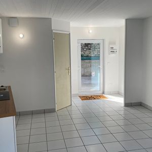 STUDIO QUIMPER TERRASSE 25m² - Photo 2