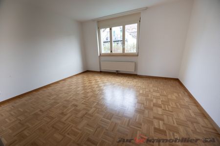 Appartement de 4 pièces au rez-de-chaussée avec balcon - Photo 3