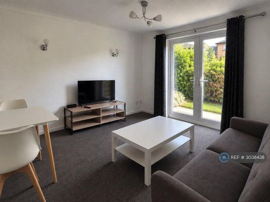 2 bedroom terraced house to rent - Photo 1
