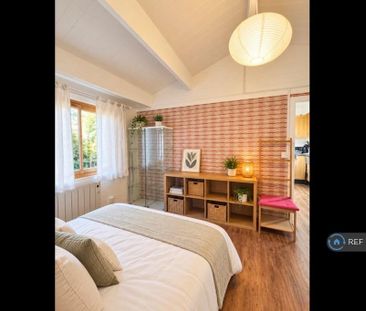 1 bedroom detached house to rent - Photo 2