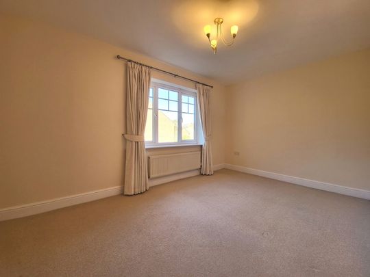 2 bedroom apartment to let - Photo 1