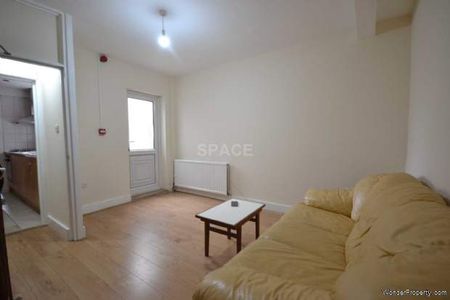 4 bedroom property to rent in Reading - Photo 4