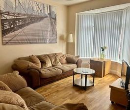 East Mount Road, Darlington - Photo 2