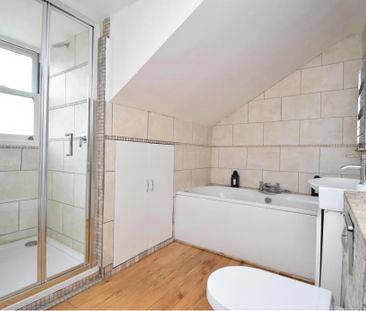 3 Bed Terraced House, Cressingham Road, SE13 - Photo 1