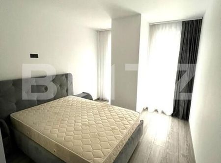 Apartament 3 camere, 65 mp, parcare, 2 balcoane, zona Pod Marasti - Photo 2
