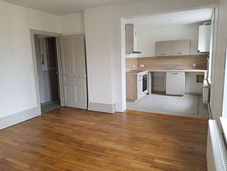 Location Appartement 3 pièces 77m² - Photo 2
