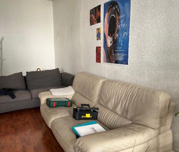 Location Appartement 3 pièces 71m² LYON 7ème - Photo 5