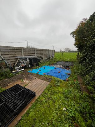 Halfopen woning met 2 slaapkamers, tuin en veranda - Photo 1