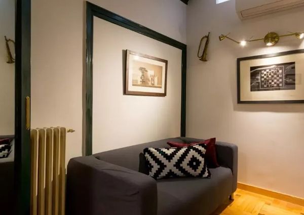 Calle de Rafael Salgado, Madrid, Community of Madrid 28036