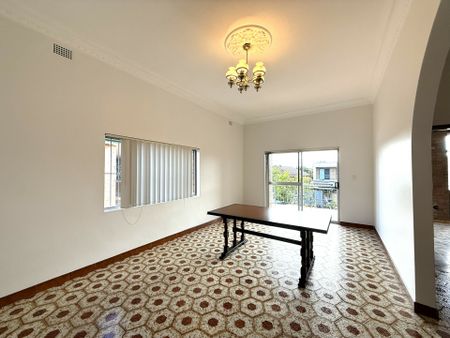 When Size & Location Matters - Photo 2