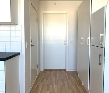 Thomsons väg 32 A, Kryddgården - Photo 1