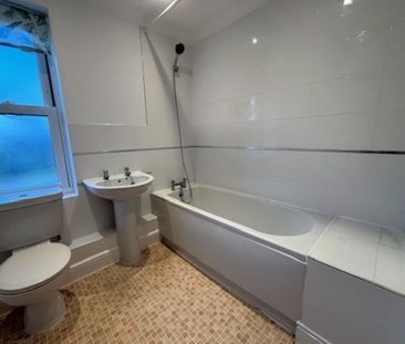 Hemingford Lodge, St Ives - Photo 4