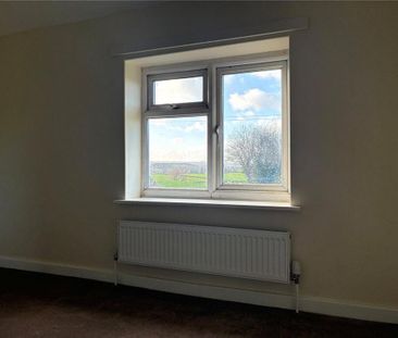 3 bedroom detached house to rent - Photo 3