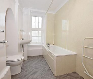 2 bedroom apartment to rent - Photo 6