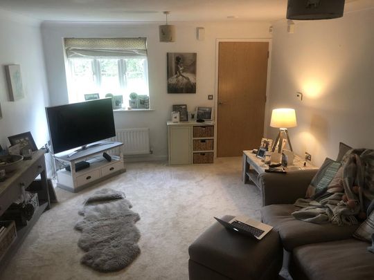 2 bedroom terraced house to rent - Photo 1