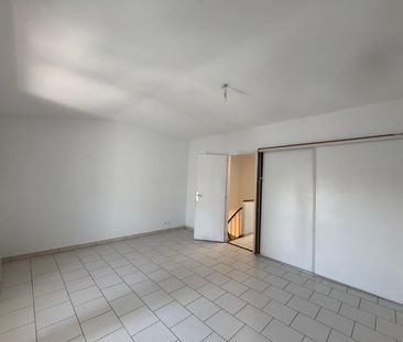 Location Appartement 3 pièces 79m² ST MAXIMIN LA STE BAUME 83470 - Photo 6