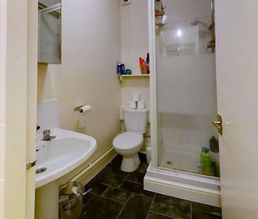 6 bedroom house to rent - Photo 6