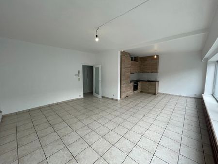 NINOVE - Gerenoveerd appartement vlakbij het centrum. - Foto 4