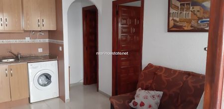 Bungalow in San Fulgencio, La Marina Urbanizacion, for rent - Photo 2