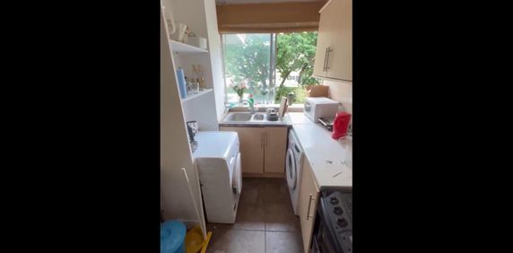 Room in a Shared Flat, London, W2 - Photo 2