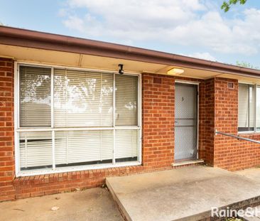 3/38 Raye Street, Tolland, NSW 2650 - Photo 2