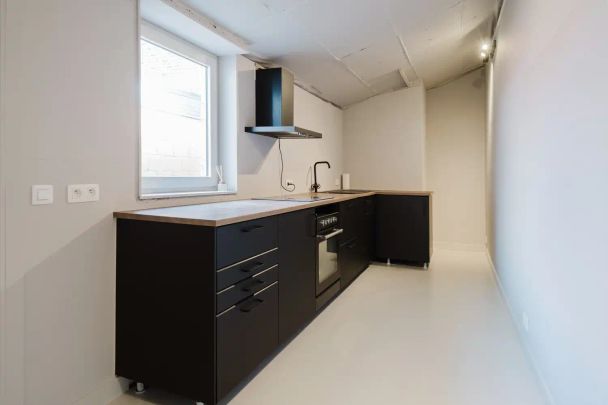 Stadswoning met koer - Photo 1