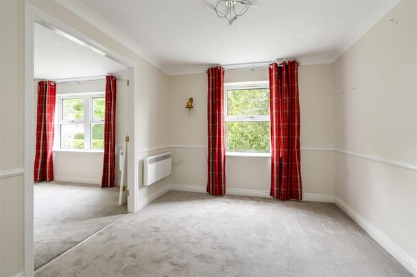 1 bed detached house to rent in Downing Close, Knowle, B93 - Photo 1