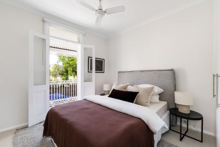 2 x 1 bedrooms units to be leased (Only downstairs available NOW!) - Photo 5