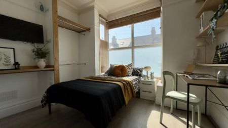 6 bedroom house to rent - Photo 3