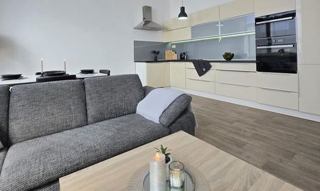 VALEN | Priestranný 3i byt s krásnym výhľadom na Stromovej, Kramáre - Photo 5