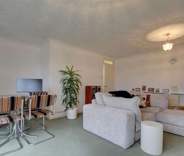 Cardinal Court, Grand Avenue, Worthing, BN11 - Photo 2