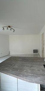 Location appartement 1 pièce, 29.70m², Marguerittes - Photo 3