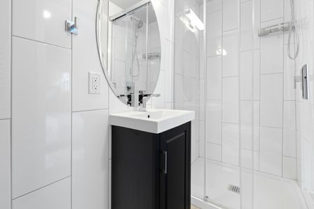 68 Sweetland Avenue - 3C - Photo 4