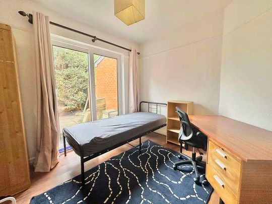 Westwood Heath Road, Coventry, CV4 - Photo 1