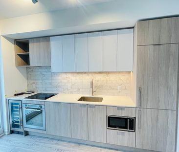 For Lease - 2020 Bathurst Street Unit# 1809, Toronto, Ontario - Photo 2