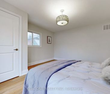 Detached Home For Lease | N8115278 - Photo 2