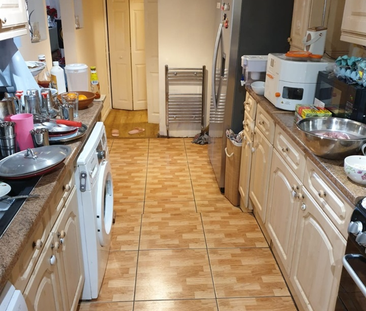 4 bedroom house to rent - Photo 2