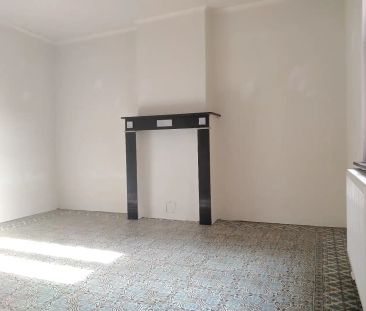 ruime woning met garage en tuin - Photo 1