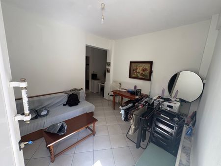 Studio/Γκαρσονιέρα για ενοικίαση Ρήγα Φεραίου (Νεάπολη) - Photo 2