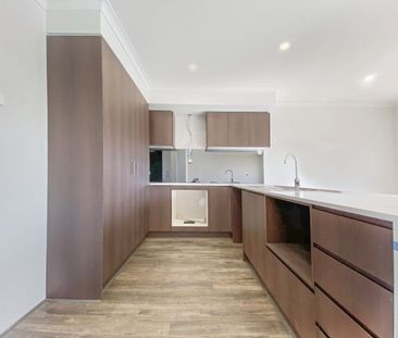 Modern Family Living in Prime Truganina Location! - Photo 2