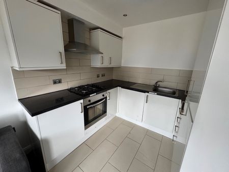 Room in a Shared House, Dunworth Street, M14 - Photo 3