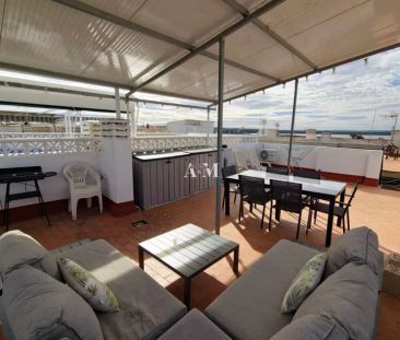 Alquiler de piso en Urbanizaciones - Photo 5