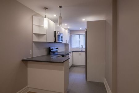 3421 Rue Drummond, Montréal, QC - Photo 2