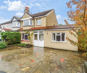 Oaks Way, Carshalton, SM5 - Photo 2