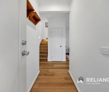Lovely Corner Block Family Home! - Photo 1