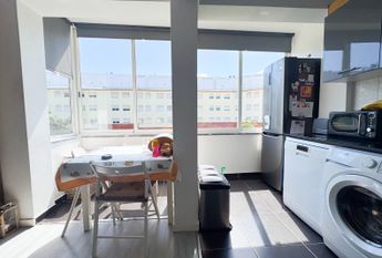 APARTAMENTO T4 EM ALFRAGIDE MOBILADO
